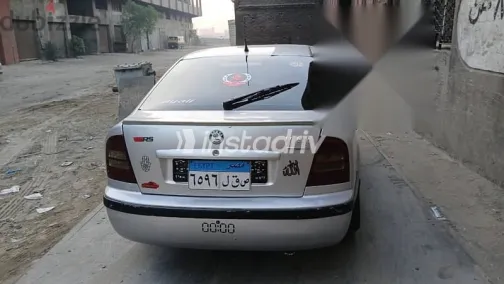 سكودا اوكتافيا 2001 فضي مستعملة للبيع - 3