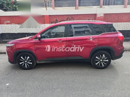 Chevrolet Captiva 2021 Red Used for Sale - 4