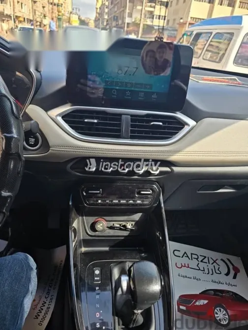 Chevrolet Captiva 2021 Red Used for Sale - 8