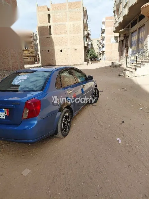 شيفروليه أوبترا 2007 أزرق غامق مستعملة للبيع - 4