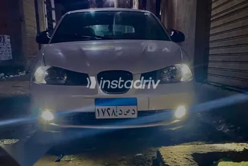 سيات ابيزا 2007 أبيض مستعملة للبيع - 1