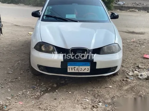 سيات ابيزا 2007 أبيض مستعملة للبيع - 2