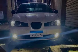 سيات ابيزا 2007 أبيض مستعملة للبيع