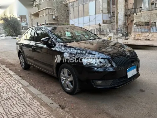 سكودا اوكتافيا 2014 أسود مستعملة للبيع - 2