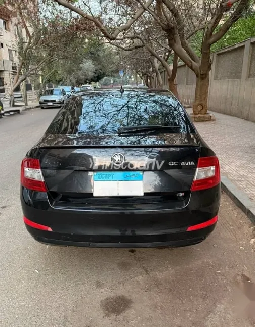 سكودا اوكتافيا 2014 أسود مستعملة للبيع - 5