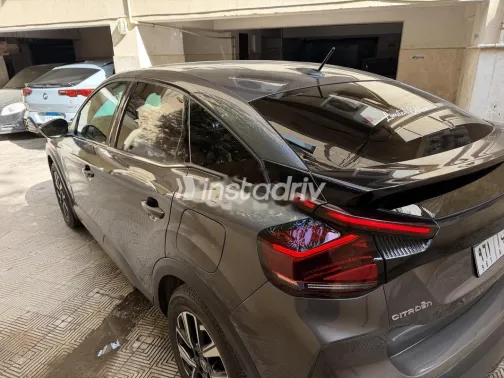 سيتروين C4 2022 أبيض مستعملة للبيع - 2