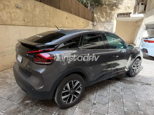 سيتروين C4 2022 أبيض مستعملة للبيع - 4