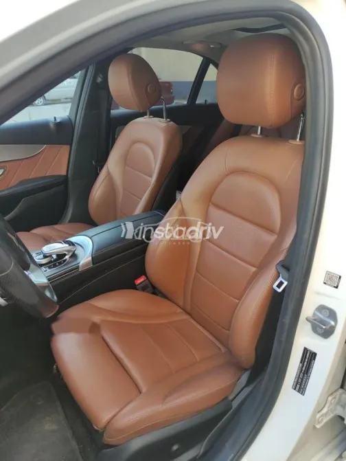 مرسيدس 200 2019 أبيض مستعملة للبيع - 3