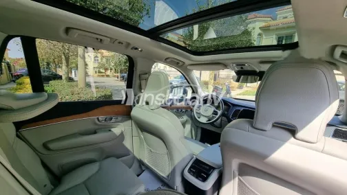 فولفو اى اكس 90 2022 أزرق غامق مستعملة للبيع - 4