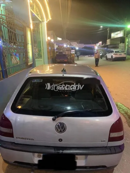 فولكس فاغن بوينتر 2005 فضي مستعملة للبيع - 4