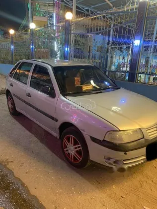 فولكس فاغن بوينتر 2005 فضي مستعملة للبيع