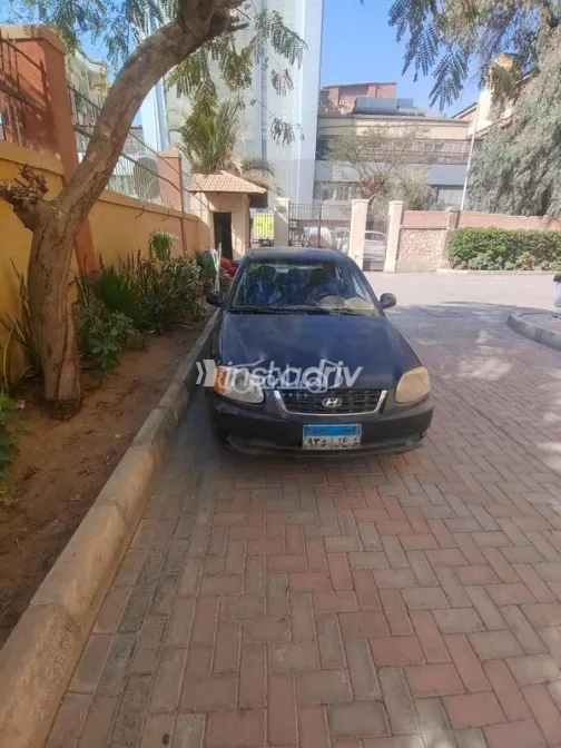 هيونداي فيرنا 2008 أزرق غامق مستعملة للبيع - 5