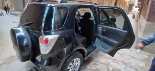 دايهاتسو تيريوس 2010 أبيض مستعملة للبيع