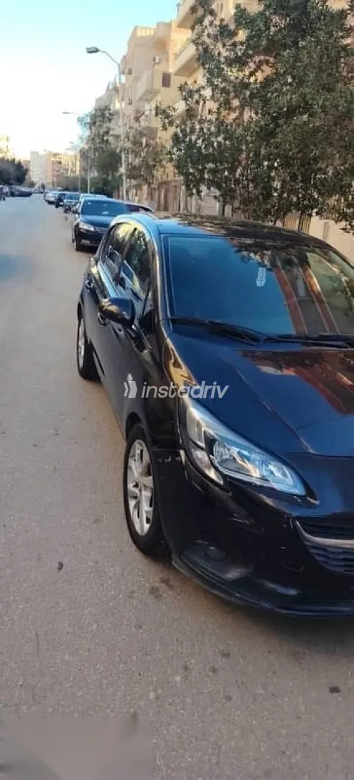 اوبل كورسا 2016 أسود مستعملة للبيع - 3