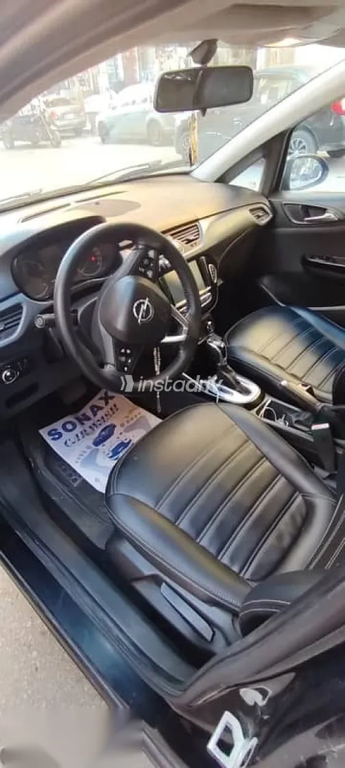 اوبل كورسا 2016 أسود مستعملة للبيع - 4