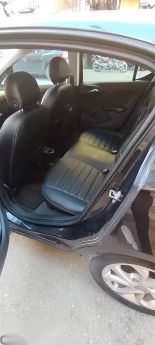 اوبل كورسا 2016 أسود مستعملة للبيع