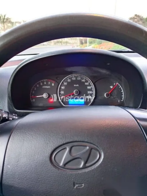 هيونداي إلنترا 2018 رمادي مستعملة للبيع - 5