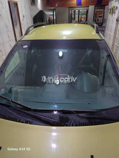 Speranza A113 2010 Gold Used for Sale - 4