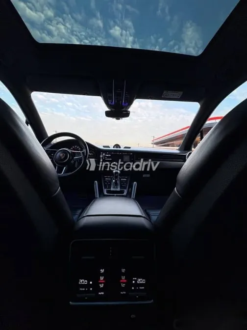 Porsche Cayenne 2020 Gray Used for Sale - 3