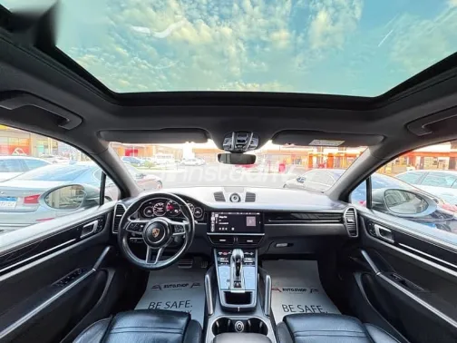 Porsche Cayenne 2020 Gray Used for Sale - 5