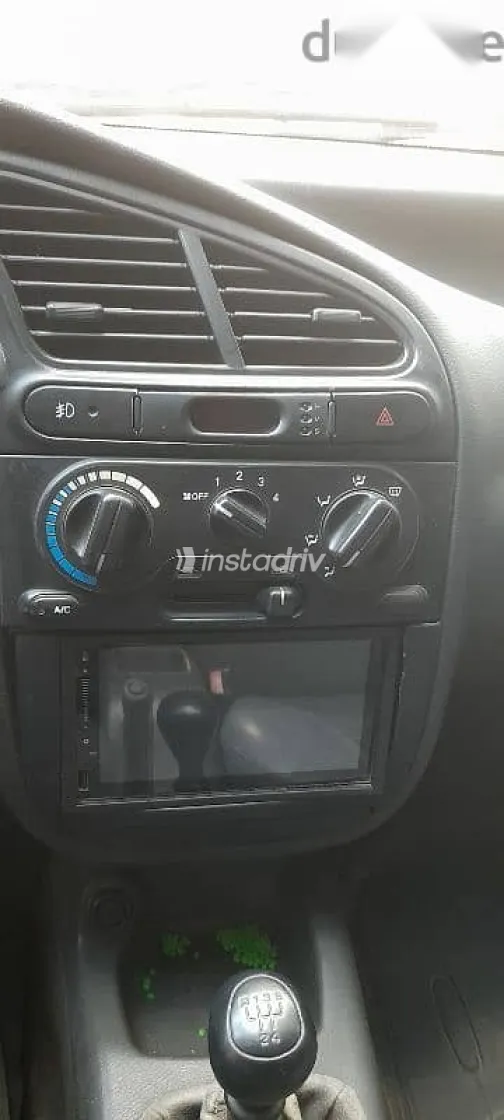 دايو جوليت 1999 ذهبي مستعملة للبيع - 3