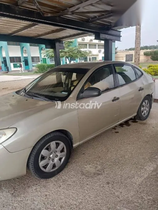 Hyundai Elantra 2011 Gold Used for Sale - 2
