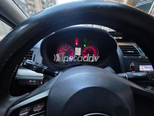 سوبارو امبريزا 2012 أسود مستعملة للبيع - 3