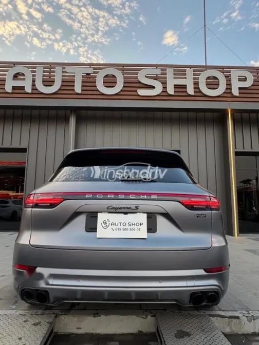 بورش كايين اس 2020 رمادي مستعملة للبيع - 4