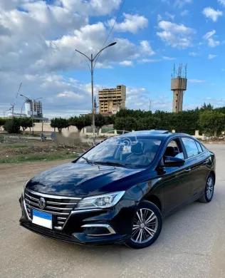 ام جى 5 2022 أبيض مستعملة للبيع