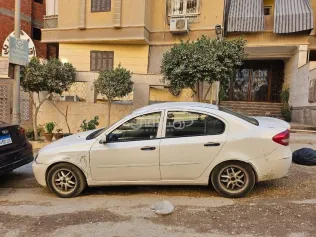 بروتون بيرسونا 2013 أبيض مستعملة للبيع