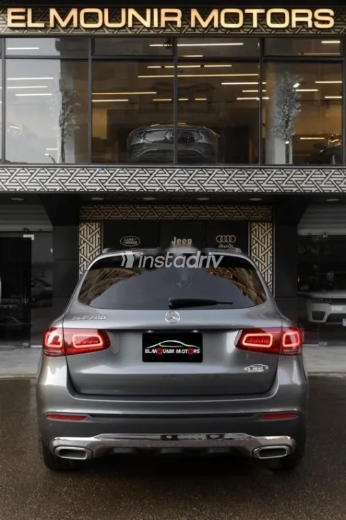 Mercedes GLC 200 2022 Gray Used for Sale - 5