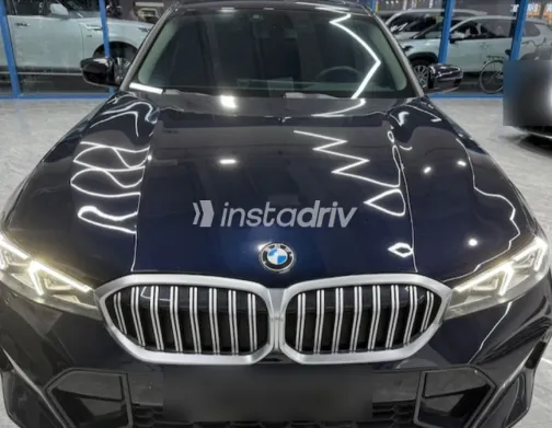 بي ام دبليو 320 2023 أبيض مستعملة للبيع - 1