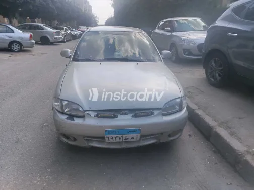 هيونداي اكسنت 2000 أبيض مستعملة للبيع - 1