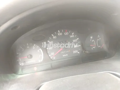 هيونداي اكسنت 2000 أبيض مستعملة للبيع - 4