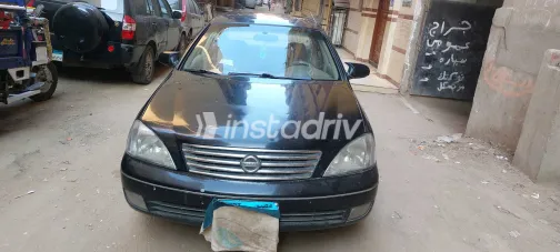 نيسان صنى 2013 أبيض مستعملة للبيع - 2