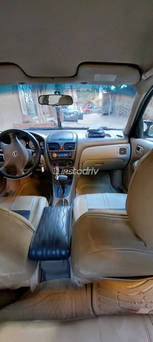 نيسان صنى 2013 أبيض مستعملة للبيع - 7