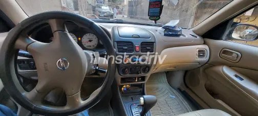 نيسان صنى 2013 أبيض مستعملة للبيع - 9