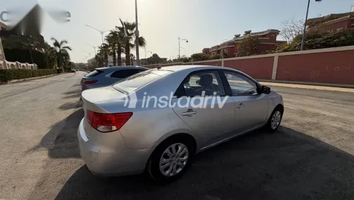 كيا سيراتو 2010 رمادي مستعملة للبيع - 5