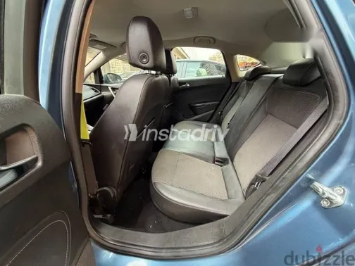 اوبل أسترا 2013 أزرق غامق مستعملة للبيع - 7