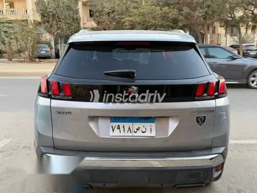 بيجو 3008 2019 أبيض مستعملة للبيع - 2