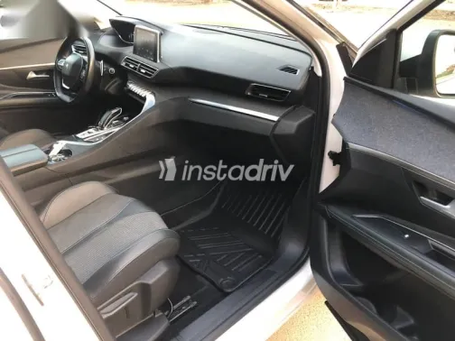 بيجو 3008 2019 أبيض مستعملة للبيع - 5