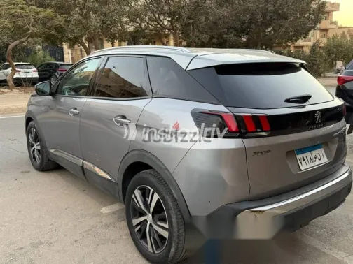 بيجو 3008 2019 أبيض مستعملة للبيع - 7