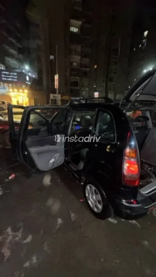 Hyundai Matrix 2005 Black Used for Sale - 3