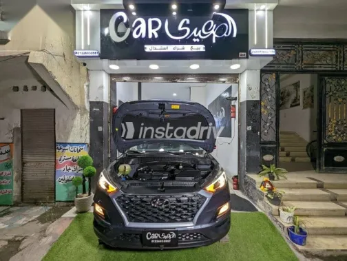 هيونداي توسان 2019 رمادي مستعملة للبيع - 4