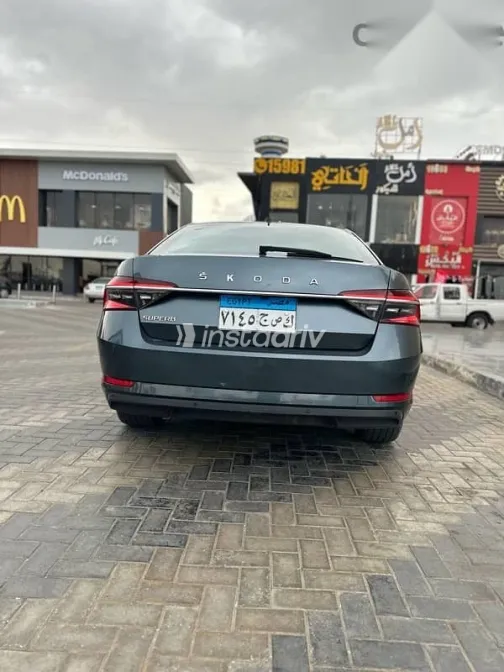 Skoda Superb 2021 Dark Blue Used for Sale - 5