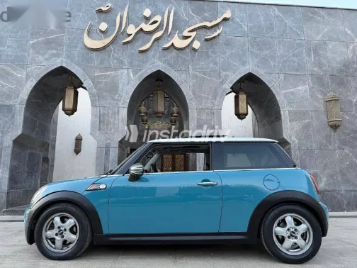 مينى كوبر 2009 أزرق غامق مستعملة للبيع - 4