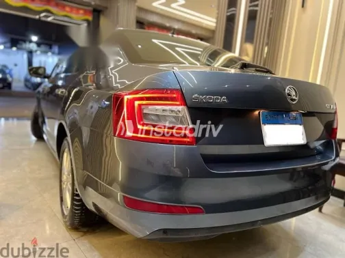 سكودا اوكتافيا 2015 رمادي مستعملة للبيع - 6