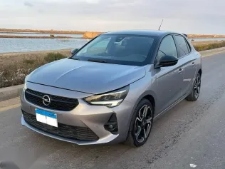 اوبل كورسا 2022 رمادي مستعملة للبيع