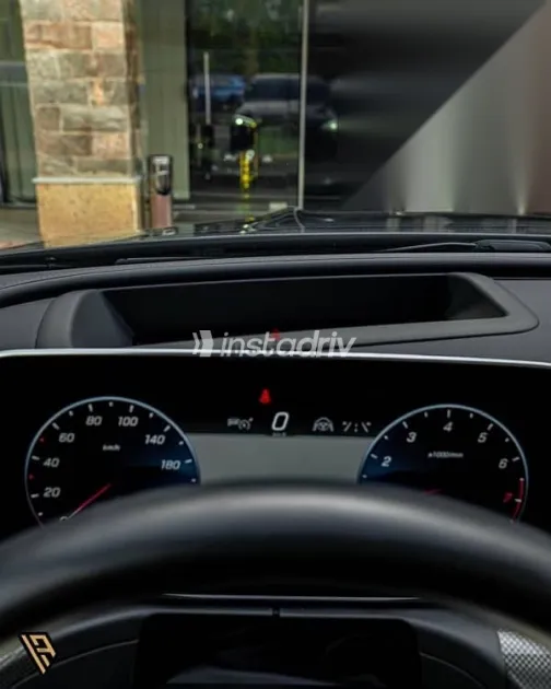 مرسيدس C 180 2024 أسود جديدة للبيع - 8