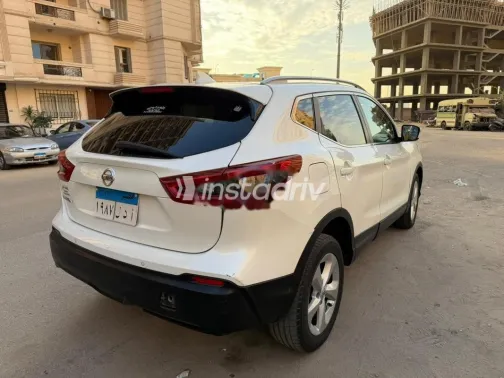 نيسان قشقاي 2020 أبيض مستعملة للبيع - 3